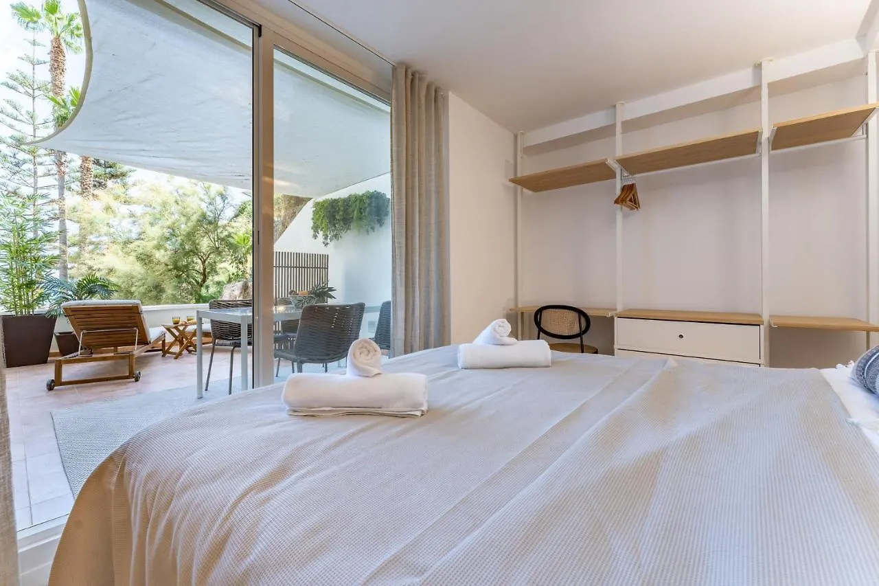 Luxury Beachfront Living On The Beach With Big Terrace Torremolinos Spain