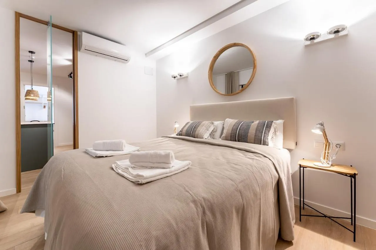 Luxury Beachfront Living On The Beach With Big Terrace Torremolinos